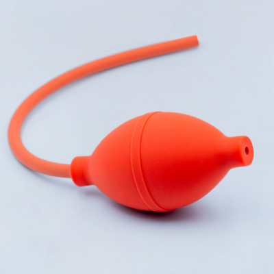 Enkelballon rubber met ventiel en slang
65ml